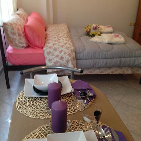 Studio Floral Apartment Thessaloníki Ngoại thất bức ảnh