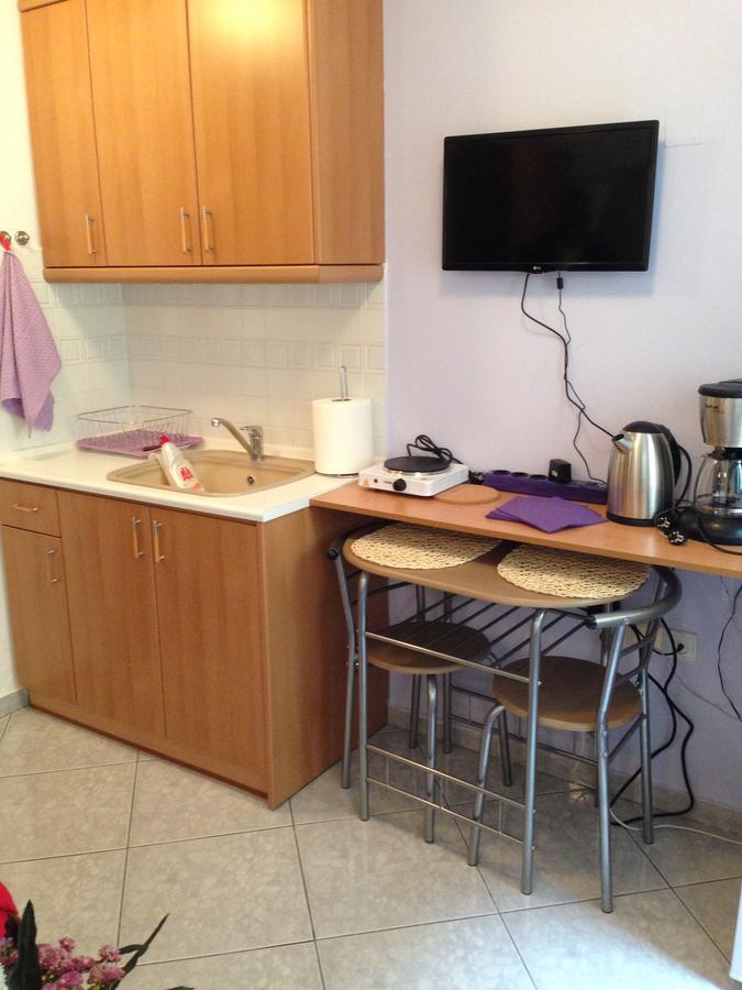 Studio Floral Apartment Thessaloníki Ngoại thất bức ảnh